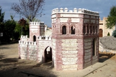 6Parque_temático_del_mudéjar.Puerta_de_medina